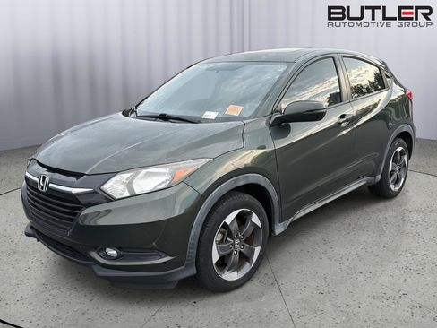 Used 2018 Honda HR-V EX image 2