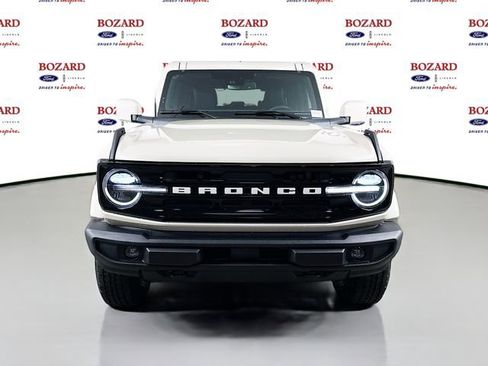 New 2026 Ford Bronco Outer Banks image 2