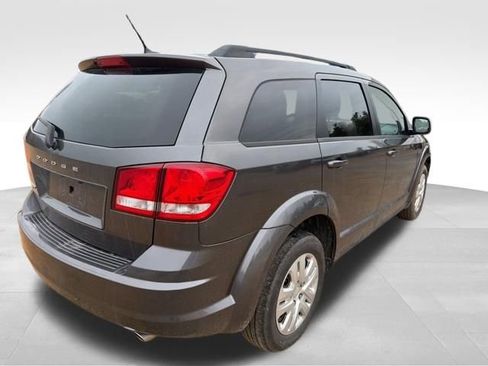 Used 2015 Dodge Journey SE w/ Flexible Seating Group image 3