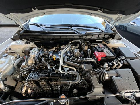 Used 2025 Nissan Altima 2.5 SV FWD image 33