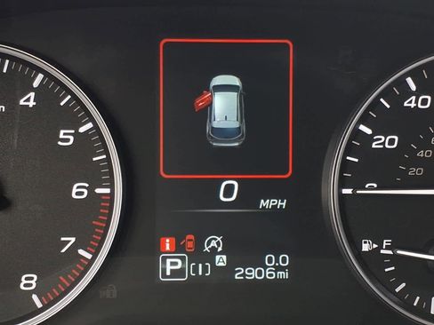 Certified 2025 Subaru Crosstrek 2.0i Premium image 35