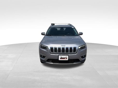 Used 2019 Jeep Cherokee Limited w/ Trailer Tow Group AWD/4WD image 9