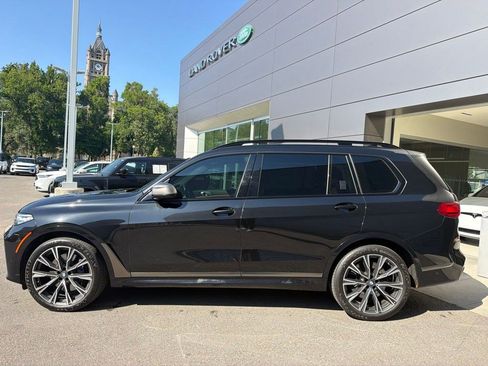 Used 2022 BMW X7 M50i AWD/4WD image 9