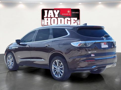 Used 2024 Buick Enclave Avenir w/ Avenir Technology Package AWD/4WD image 4