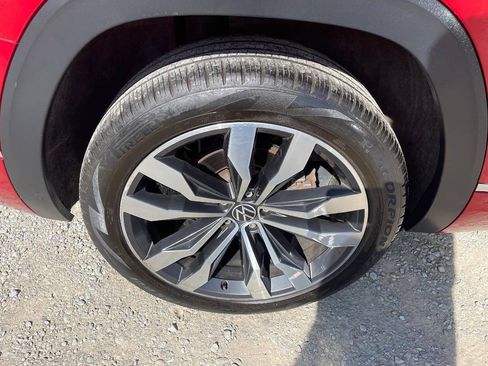 Used 2021 Volkswagen Atlas SEL Premium AWD/4WD image 32