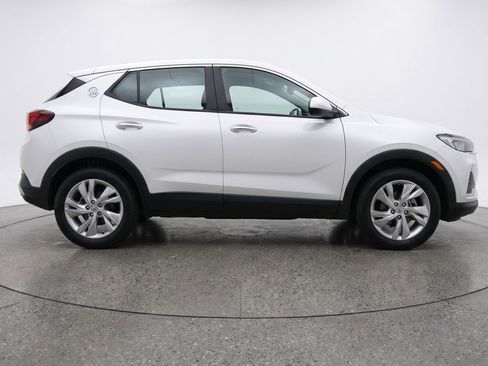 Used 2025 Buick Encore GX Preferred FWD image 11