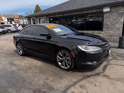 Used 2016 Chrysler 200 S w/ Comfort Group