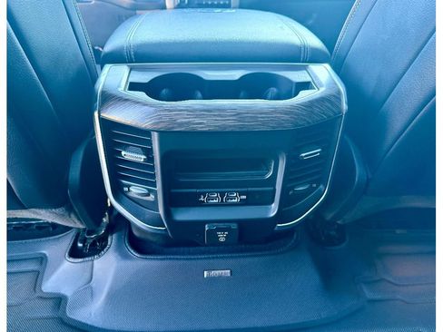 Used 2019 RAM 1500 Laramie image 26