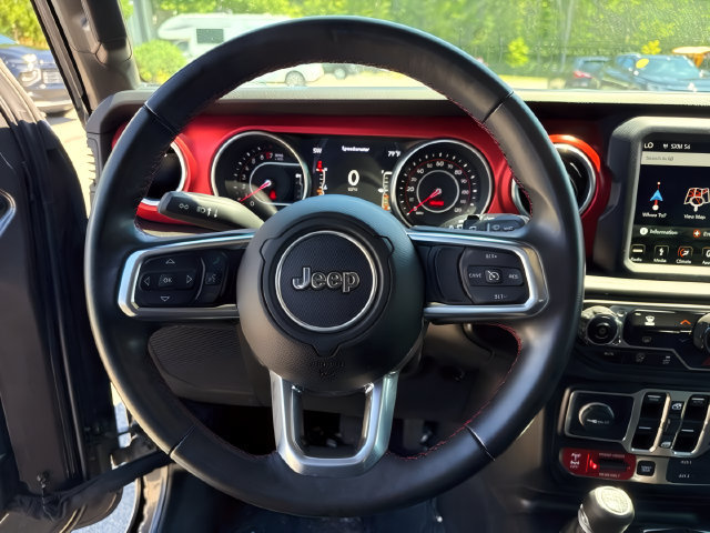 Used 2018 Jeep Wrangler Unlimited Rubicon w/ Dual Top Group AWD/4WD image 21