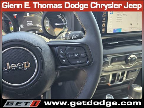 Certified 2024 Jeep Wrangler Unlimited AWD/4WD image 19