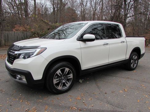 Used 2018 Honda Ridgeline RTL-E image 1