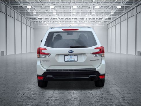 Used 2022 Subaru Forester Limited AWD/4WD image 4