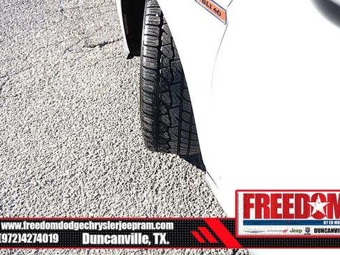 Used 2024 Volkswagen Jetta GLI 40th Anniversary Edition image 44