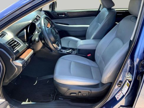 Used 2019 Subaru Outback 3.6R Limited w/ Popular Package #2 AWD/4WD image 8