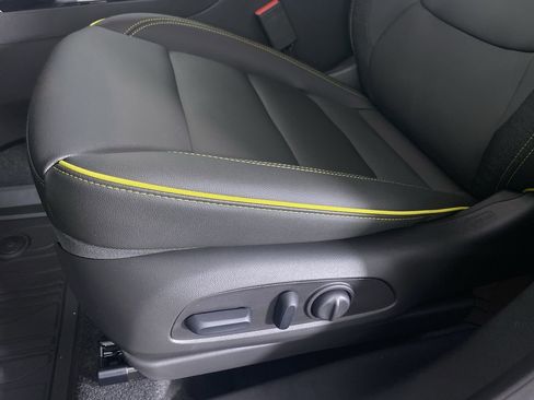 New 2026 Chevrolet TrailBlazer ACTIV w/ Convenience Package image 9