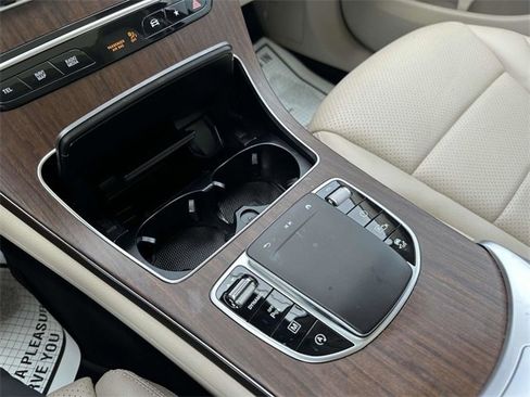 Certified 2022 Mercedes-Benz GLC 300 4MATIC image 28