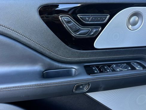 New 2026 Lincoln Aviator Black Label AWD/4WD image 10