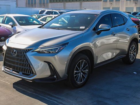 Used 2022 Lexus NX 350 AWD image 3