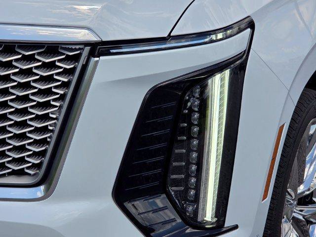 New 2026 Cadillac Escalade ESV Luxury w/ LPO, Radiant Package AWD/4WD image 10