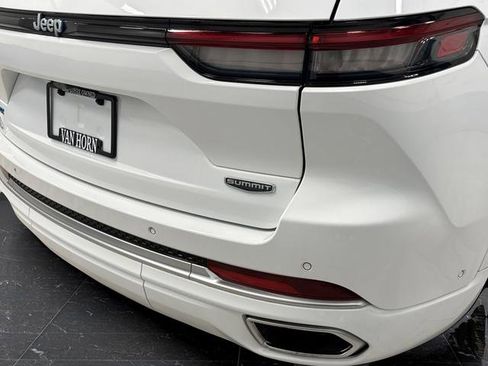 Used 2022 Jeep Grand Cherokee Summit w/ Advanced Protech Group IV image 36