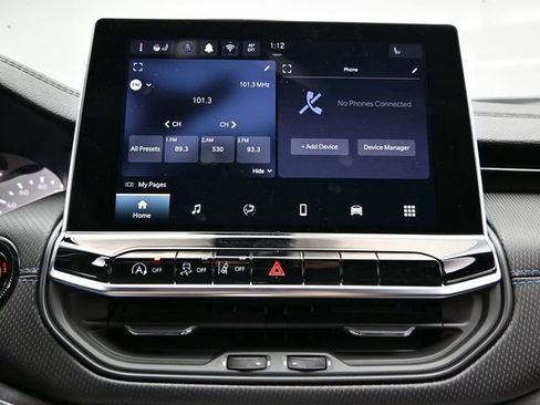 New 2026 Jeep Compass Latitude AWD/4WD image 30