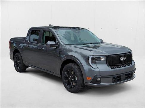 New 2025 Ford Maverick Lobo image 7