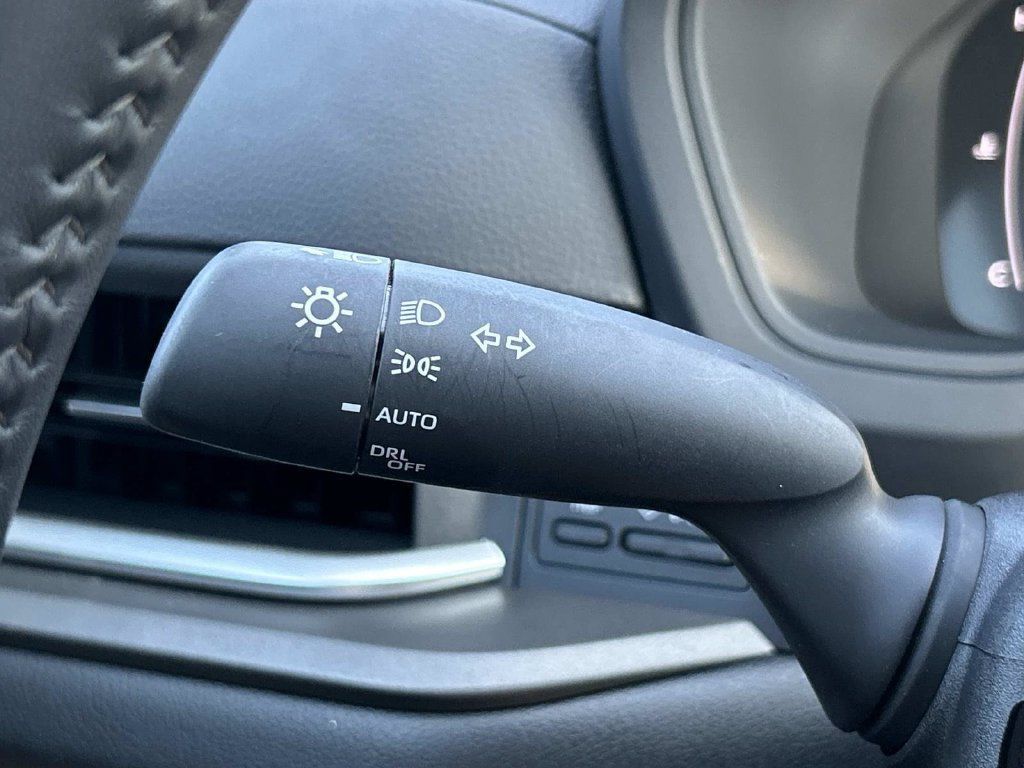 Used 2026 Toyota Grand Highlander XLE FWD image 35