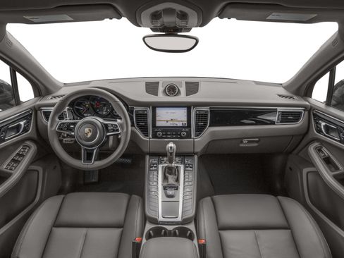Used 2018 Porsche Macan Sport Edition AWD/4WD image 7