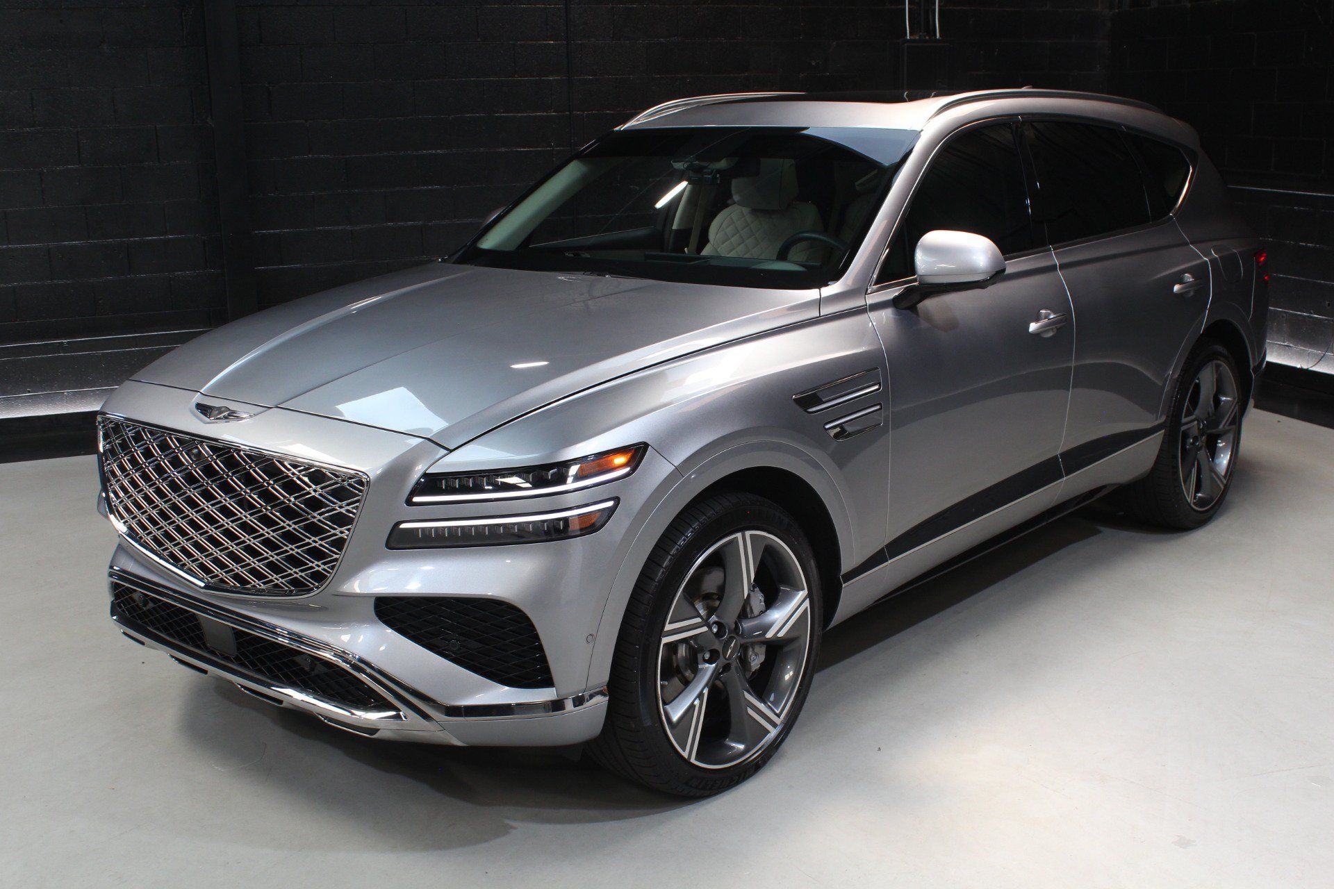 Used 2025 Genesis GV80 3.5T Prestige AWD/4WD image 5