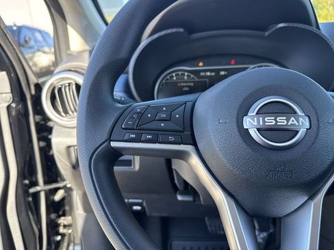 Used 2025 Nissan Versa SV w/ Trunk Package FWD image 16