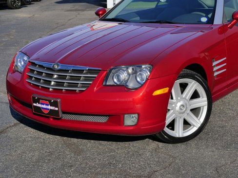 Used 2006 Chrysler Crossfire Limited image 40