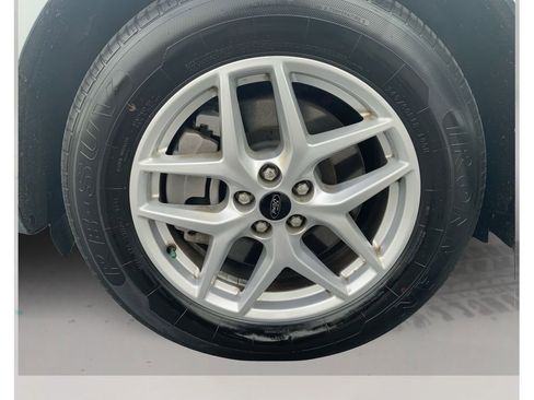 Used 2024 Ford Edge SEL image 36