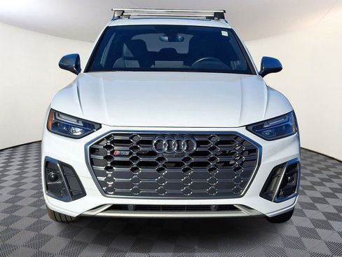 Used 2022 Audi SQ5 Premium Plus w/ Premium Plus Package image 2