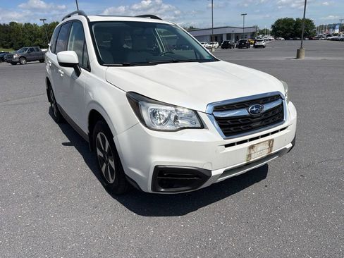 Used 2017 Subaru Forester 2.5i Premium w/ Protection Package #1 AWD/4WD image 7