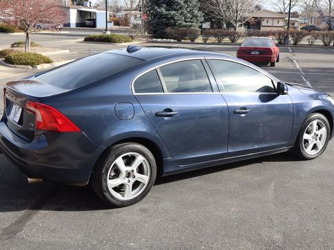 Used 2013 Volvo S60 T5 image 4