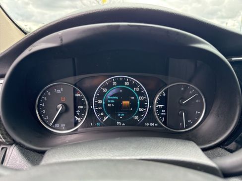 Used 2018 Buick Envision Premium image 13