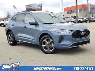 Used 2023 Ford Escape ST-Line Select w/ Tech Pack #2 video 1
