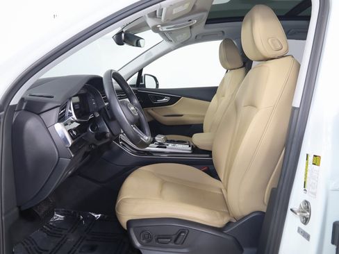 Used 2021 Audi Q7 3.0T Prestige w/ Prestige Package image 12