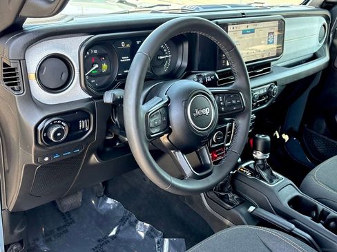 Used 2025 Jeep Wrangler Unlimited Sport S 4xe AWD/4WD image 13