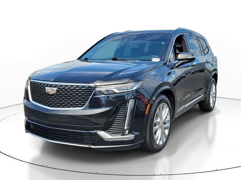 Used 2021 Cadillac XT6 Premium Luxury AWD/4WD image 3