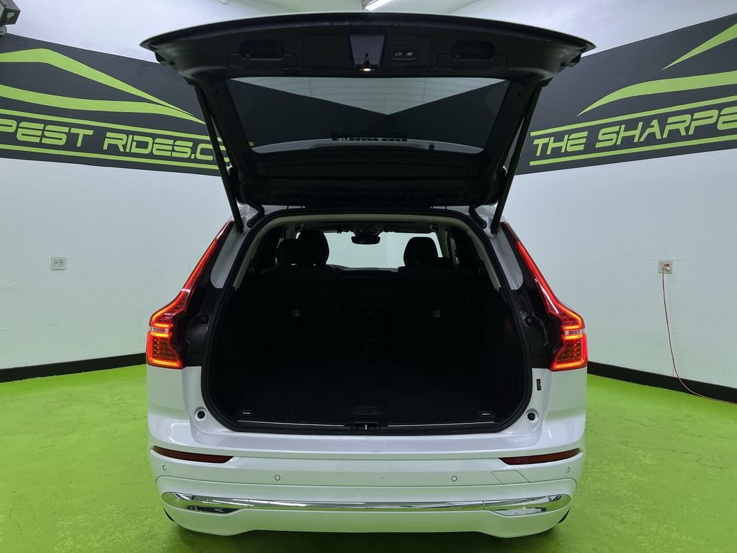 Used 2023 Volvo XC60 B5 Plus FWD image 9
