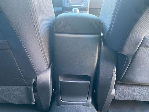 Used 2013 Nissan Rogue SV w/ Premium Pkg image 28