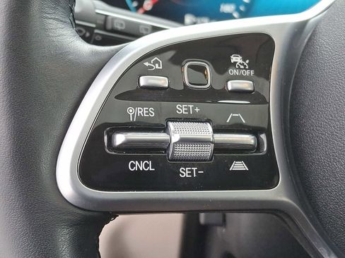 Certified 2022 Mercedes-Benz GLS 450 4MATIC image 18