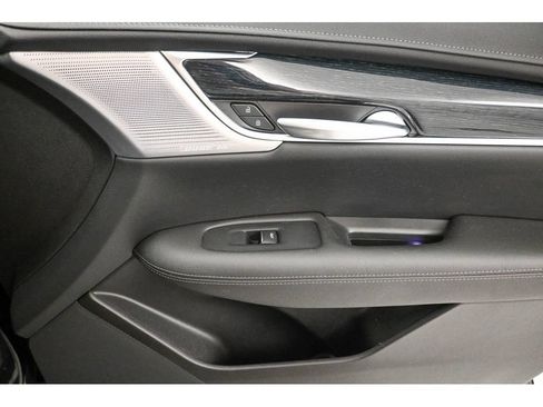 Used 2024 Cadillac XT5 Premium Luxury w/ LPO, Floor Liner Package AWD/4WD image 19