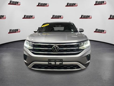 Used 2022 Volkswagen Atlas Cross Sport SE image 2