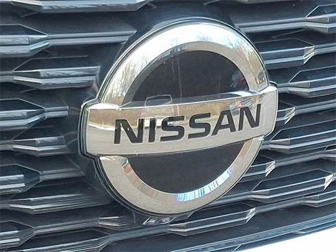 Used 2021 Nissan Rogue Platinum image 32