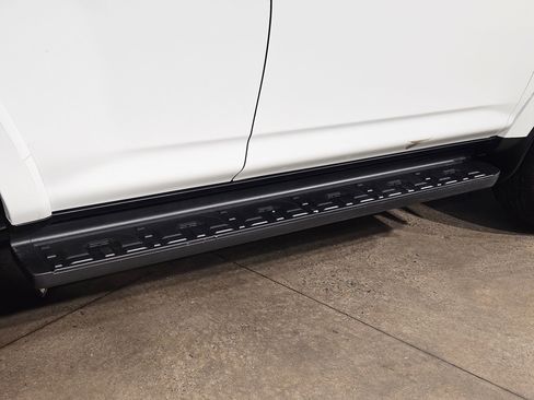 Used 2024 Toyota 4Runner TRD Off-Road image 37