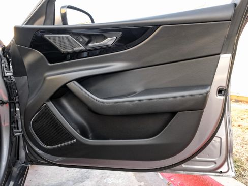 Used 2020 Jaguar XE S image 46