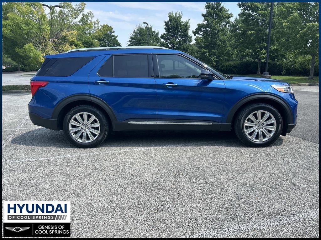 Used 2022 Ford Explorer Limited w/ Equipment Group 301A RWD image 8
