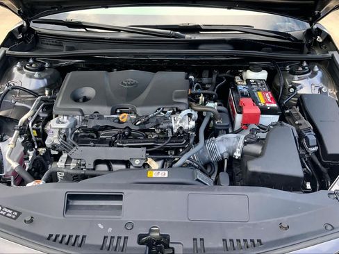 Used 2024 Toyota Camry XLE FWD image 29